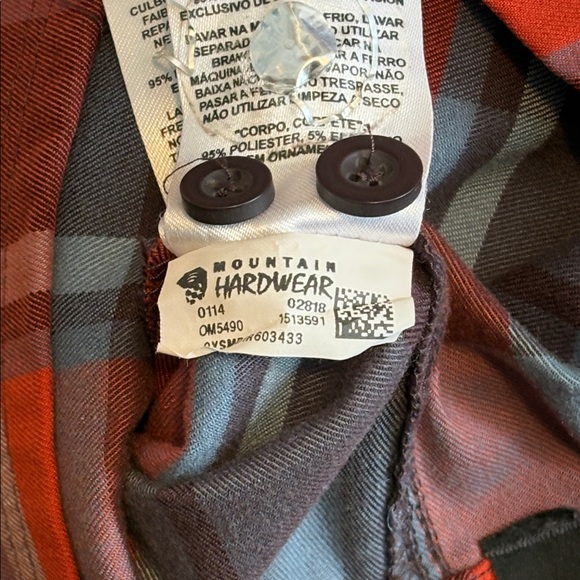 Mountain Hardwear Red & Blue Plaid Long-Sleeve Button-Down Shirt - Picture 4 of 12